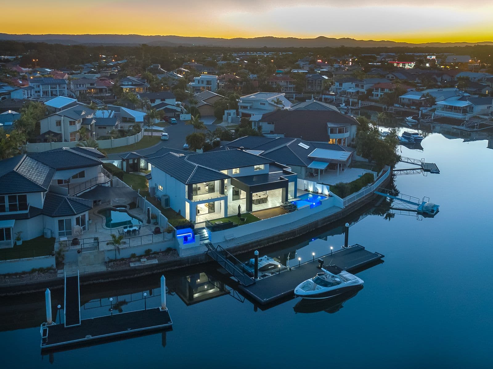 155 Pebble Beach Drive, Runaway Bay QLD 4216, Runaway Bay - Thumbnail 3