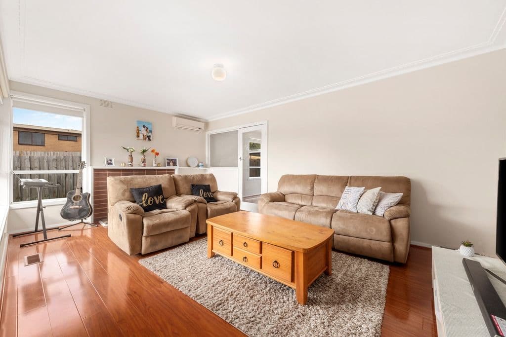 261 Stud Road, Wantirna South VIC 3152, Wantirna South - Thumbnail 2