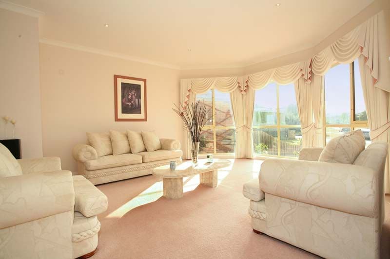 8 Epworth Court, GLEN WAVERLEY VIC 3150, Glen Waverley - Thumbnail 2