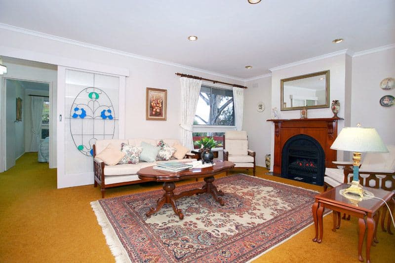 9 Grevillea Road, DONCASTER EAST VIC 3109, Doncaster East - Thumbnail 2