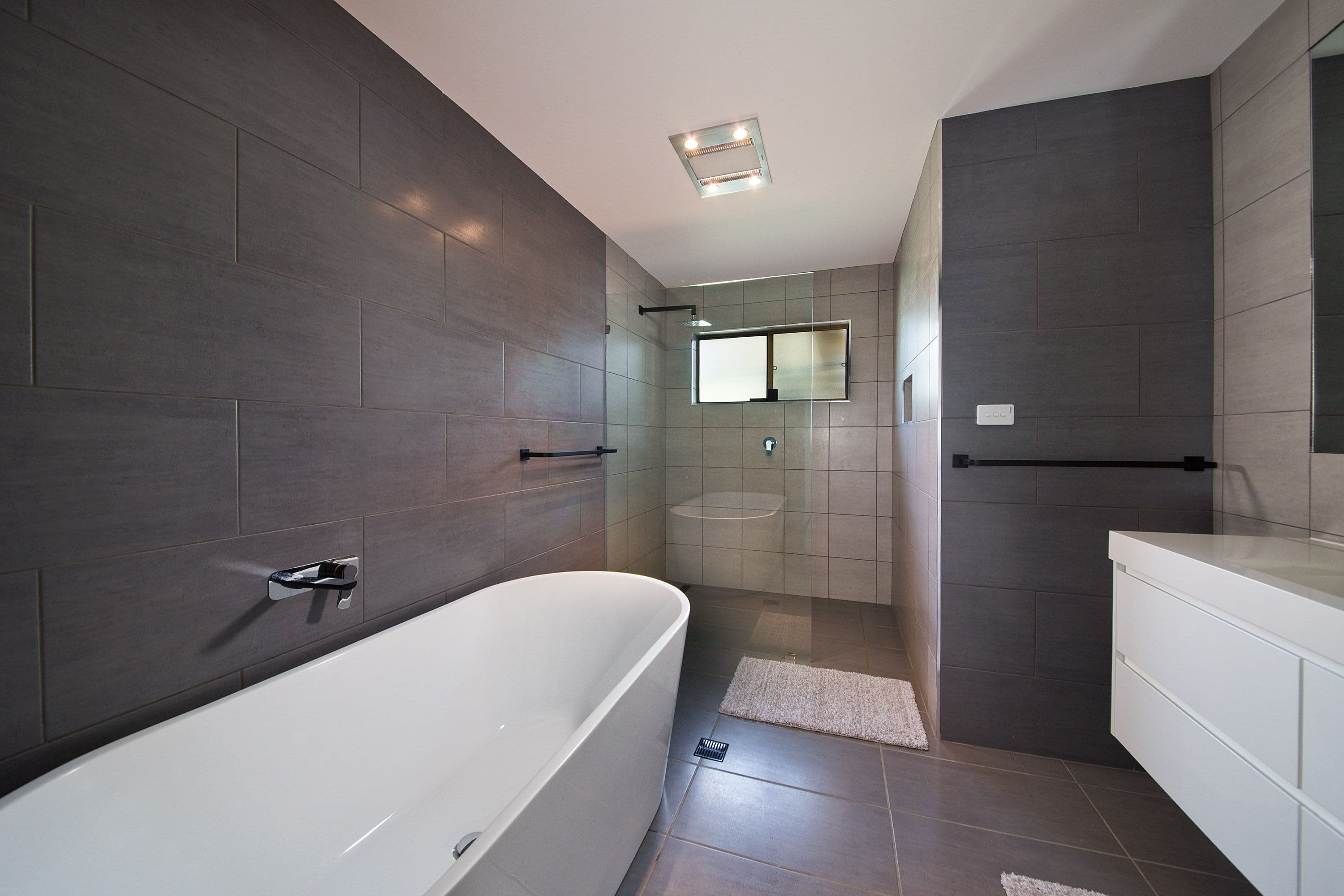 146 Victoria Street, Mount Victoria - Thumbnail 2