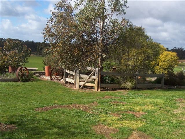 33 Park Street, ST ARNAUD VIC 3478, St Arnaud - Thumbnail 8