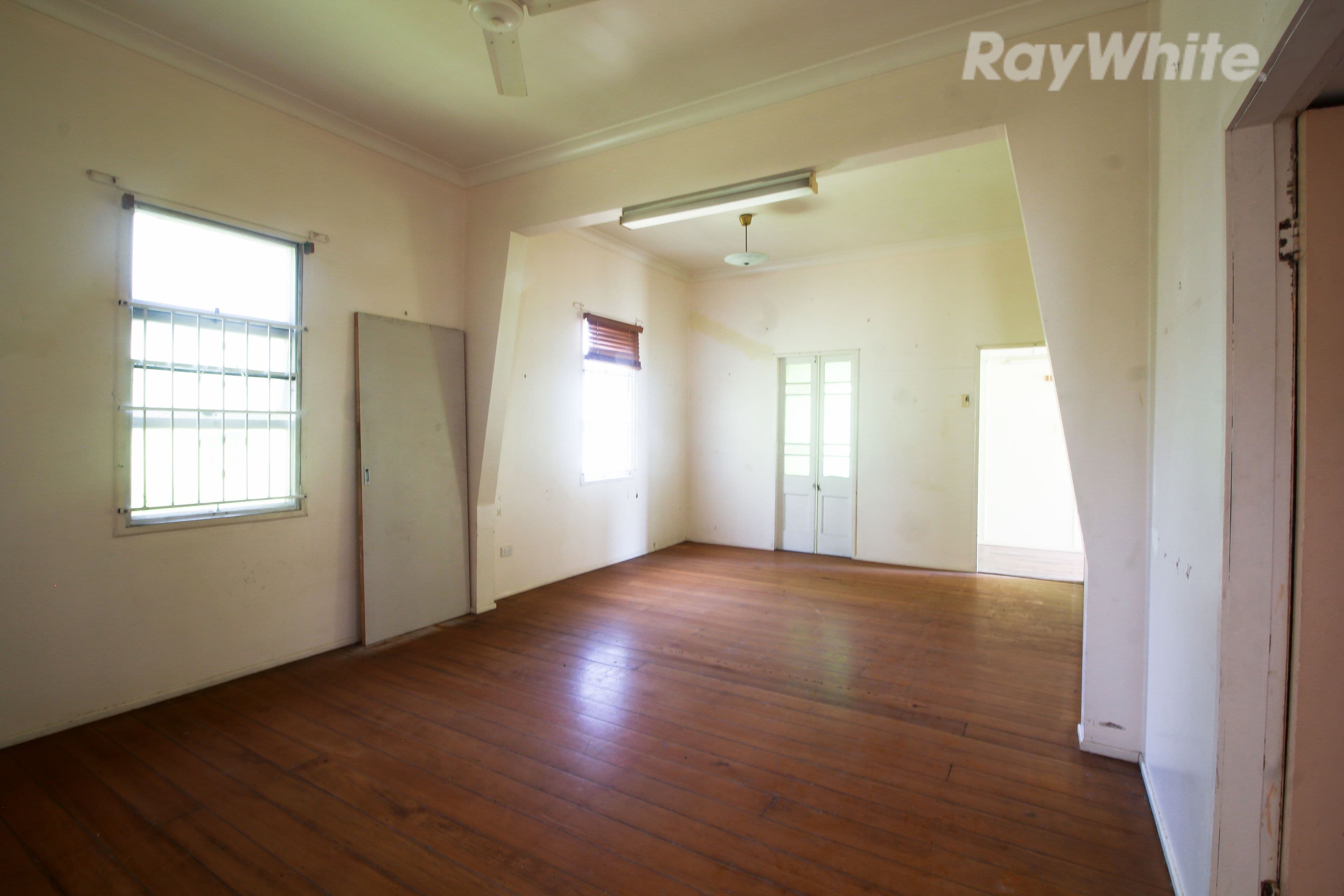 95 Downs Street, North Ipswich QLD 4305, North Ipswich - Thumbnail 4