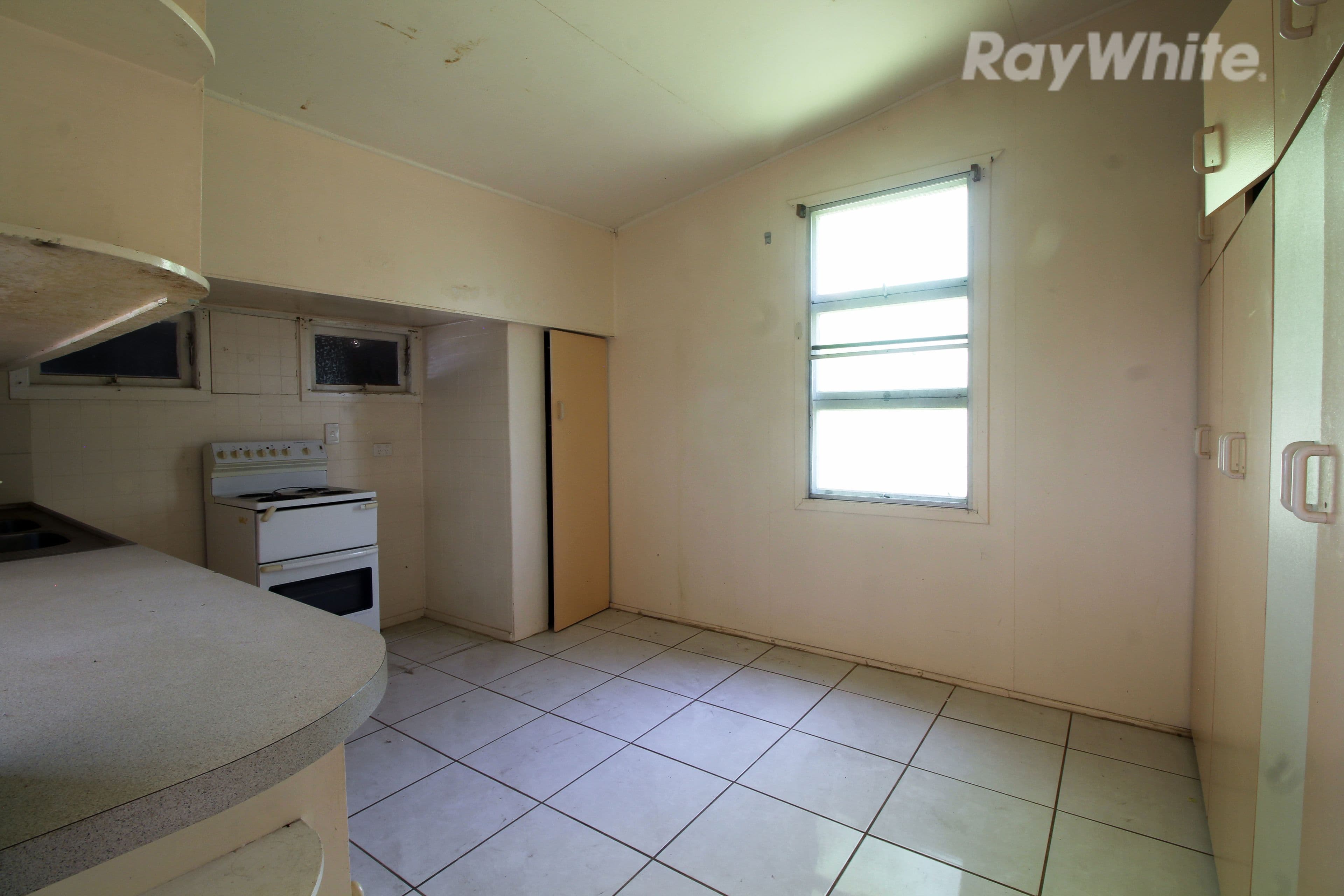 95 Downs Street, North Ipswich QLD 4305, North Ipswich - Thumbnail 6