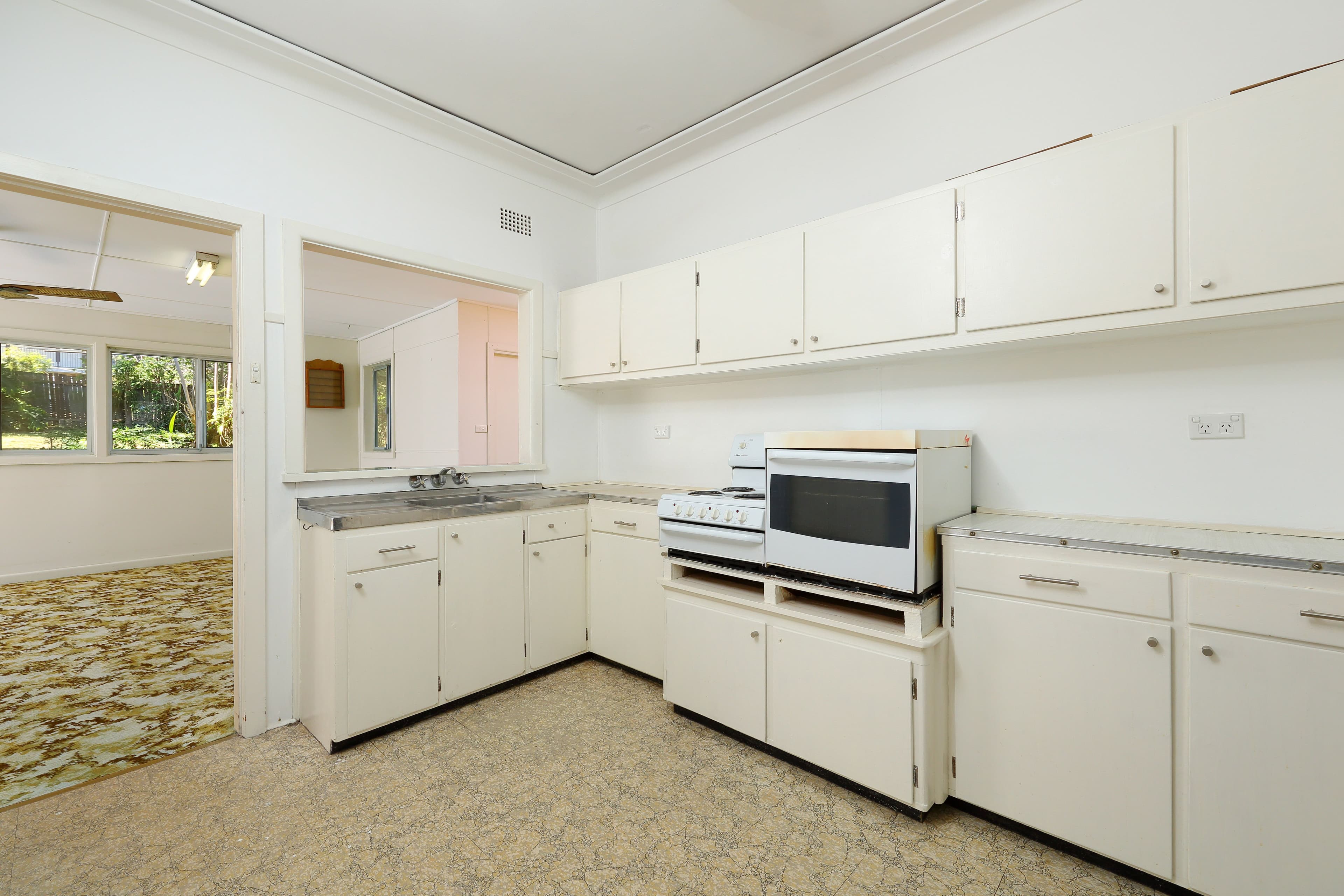 55 Glen Road, Oatley - Thumbnail 7