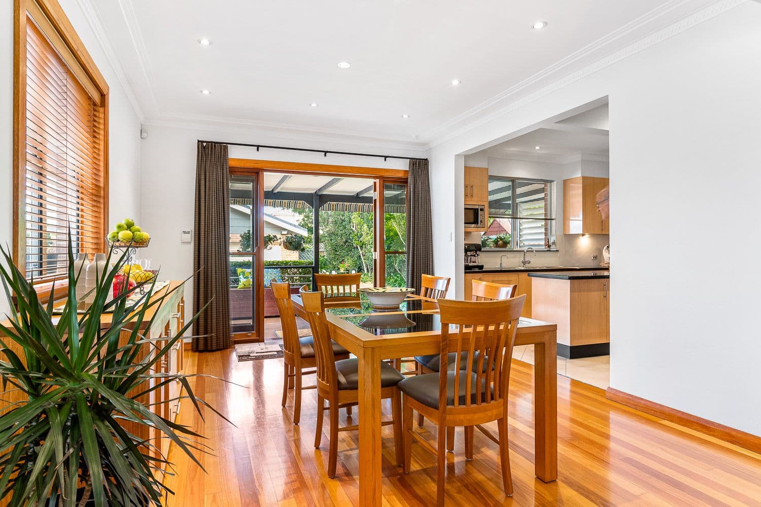 10 Shackel Avenue, Kingsgrove NSW 2208, Kingsgrove - Thumbnail 4