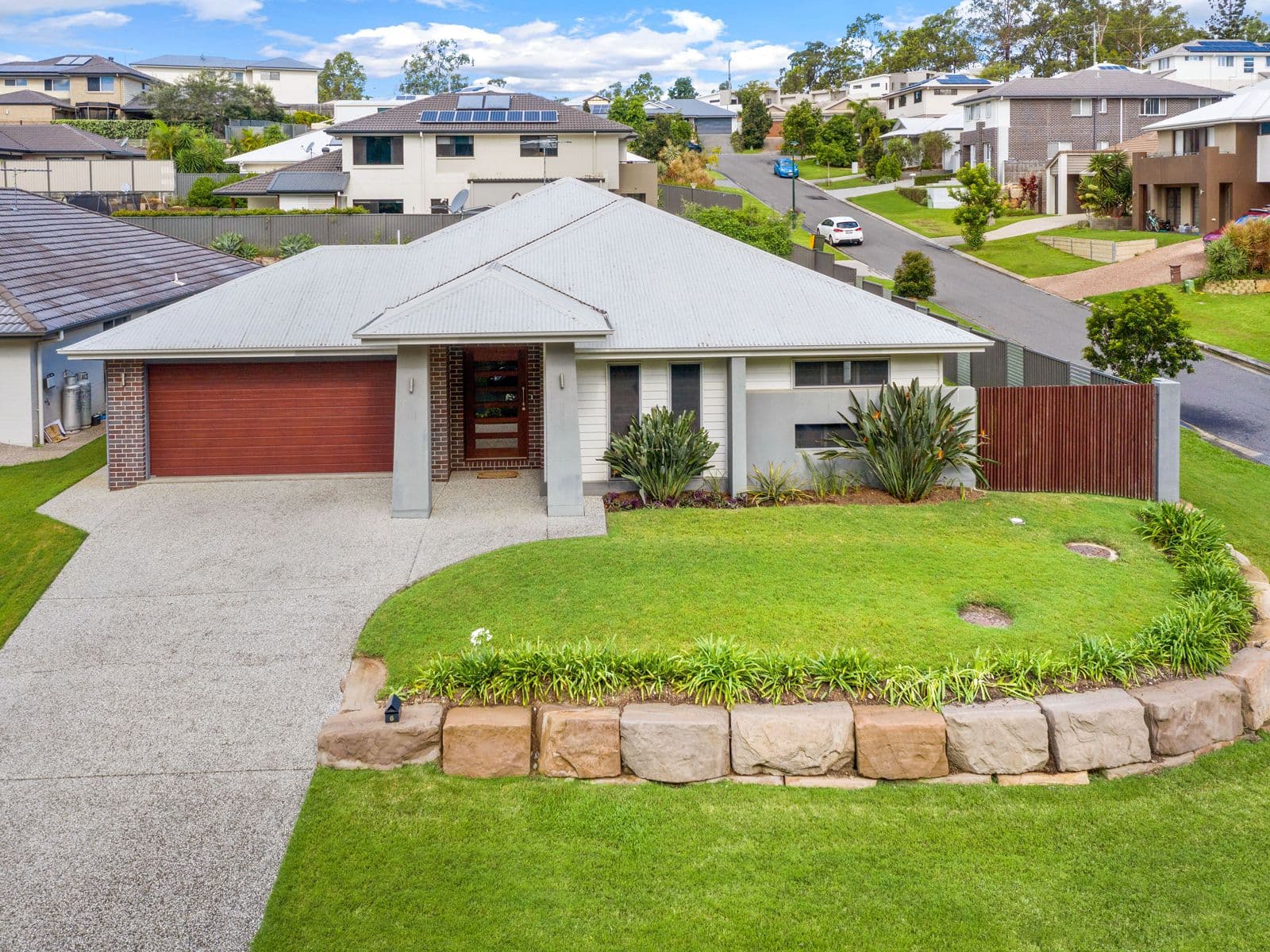 6 Charles Street, Everton Hills QLD 4053, Everton Hills - Image 1