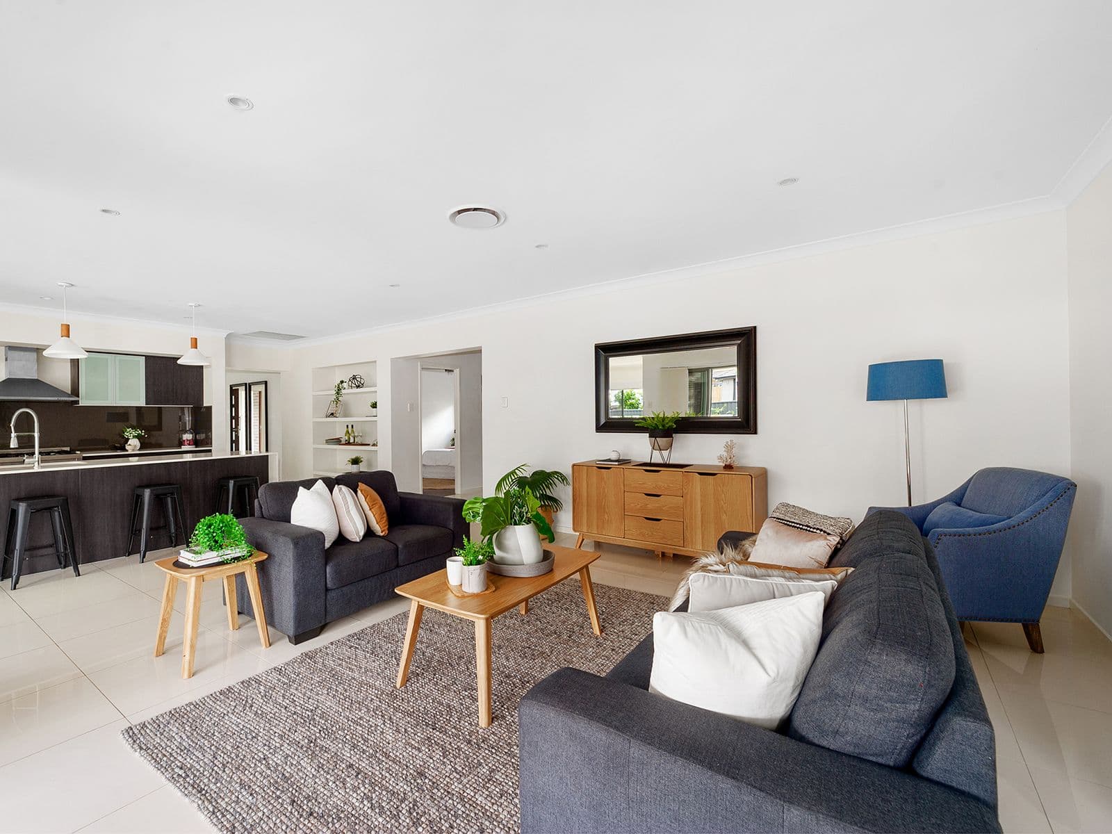 6 Charles Street, Everton Hills QLD 4053, Everton Hills - Thumbnail 2