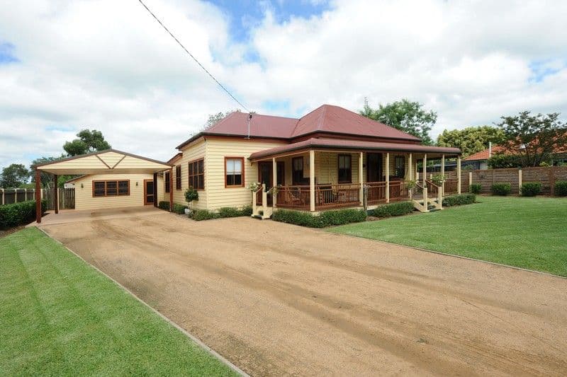 7 Briggs, Pittsworth QLD 4356, Pittsworth - Image 1