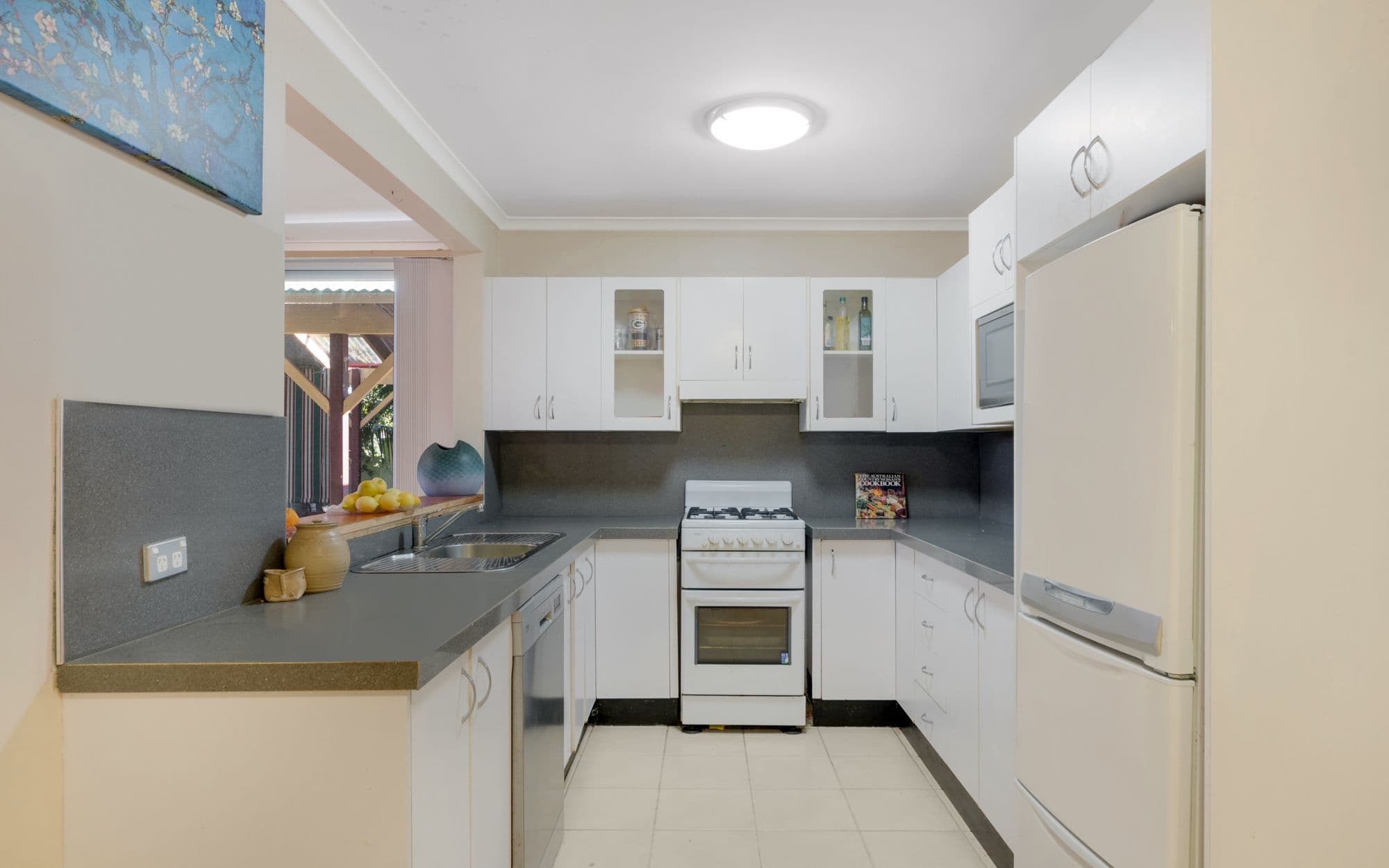 3 Mann Place, St Helens Park NSW 2560, St Helens Park - Thumbnail 2