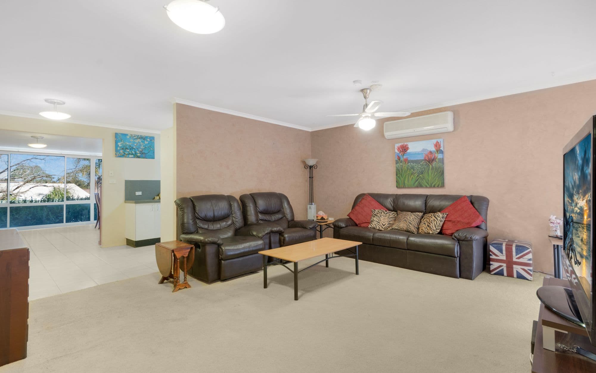 3 Mann Place, St Helens Park NSW 2560, St Helens Park - Thumbnail 3