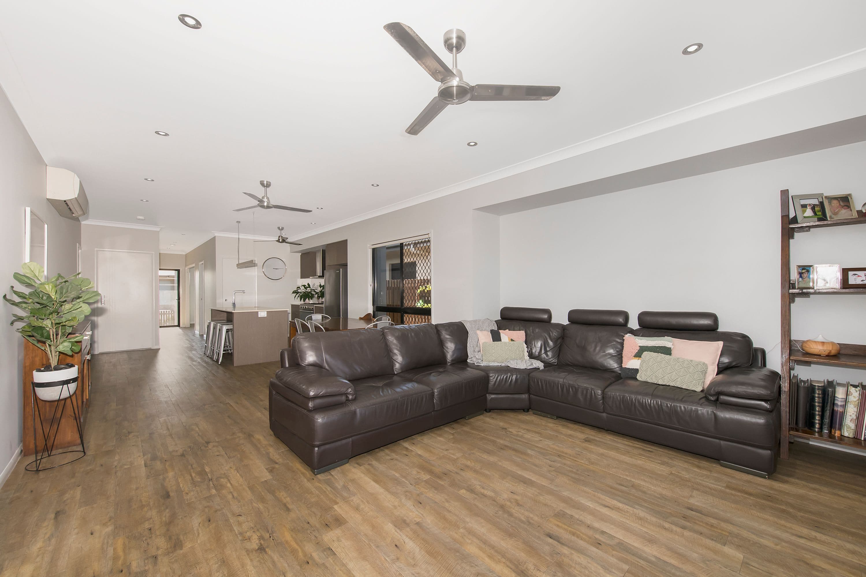 30 Ribaldo Circuit, Burdell QLD 4818, Burdell - Thumbnail 2