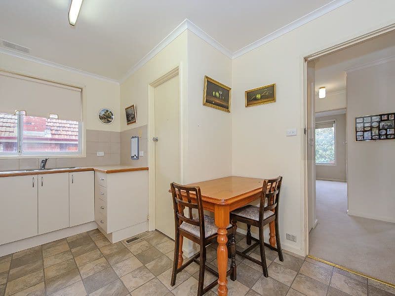 1215 Riversdale Road, BOX HILL SOUTH VIC 3128, Box Hill South - Thumbnail 6