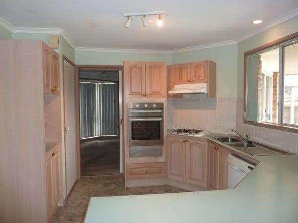 2 Tandarra Court, CARRUM DOWNS VIC 3201, Carrum Downs - Thumbnail 2