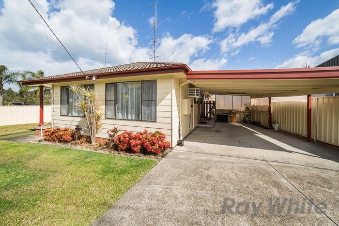 17 Railway Crescent, BELMONT NORTH NSW 2280, Belmont North - Image 1