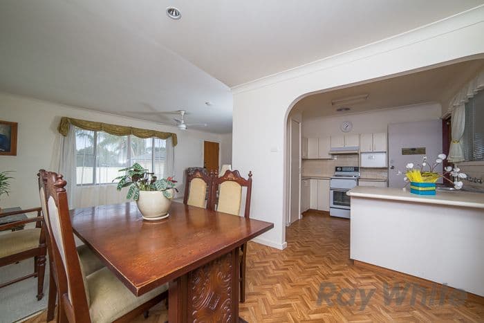 17 Railway Crescent, BELMONT NORTH NSW 2280, Belmont North - Thumbnail 4