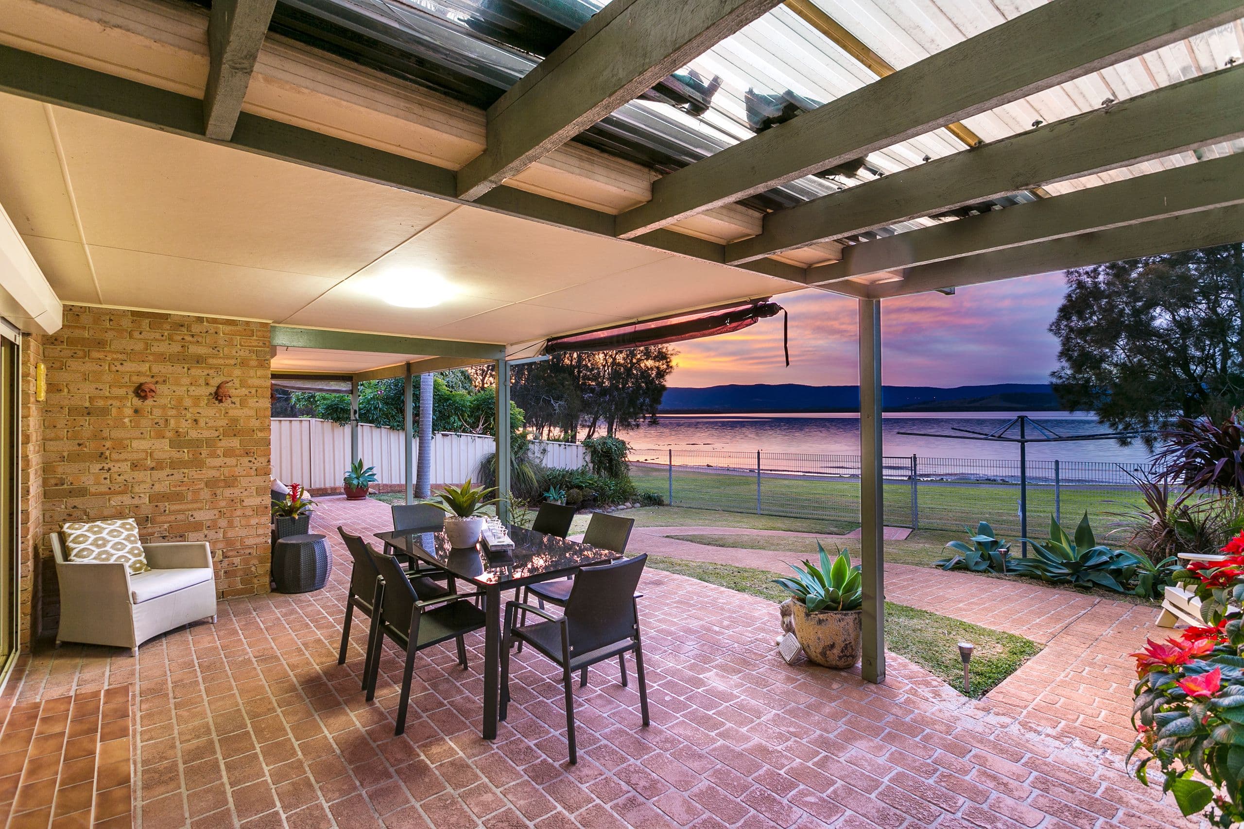 33 The Esplanade, Oak Flats - Thumbnail 8
