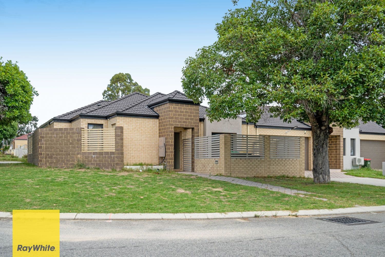 75A Eastdene Circle, Nollamara WA 6061, Nollamara - Thumbnail 2