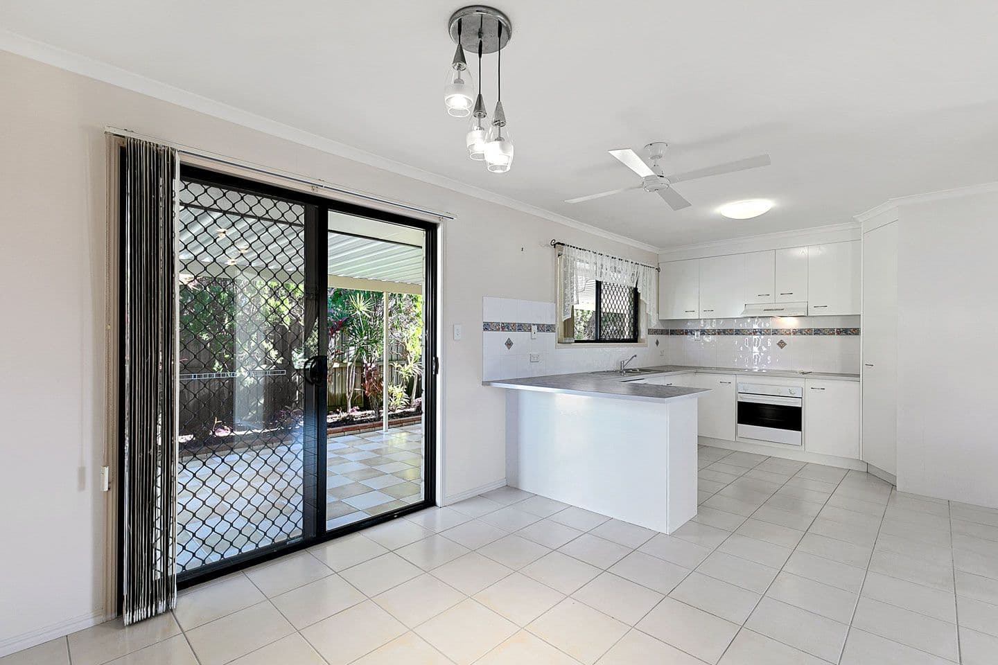 1 Abbey Court, Kawungan QLD 4655, Kawungan - Thumbnail 5