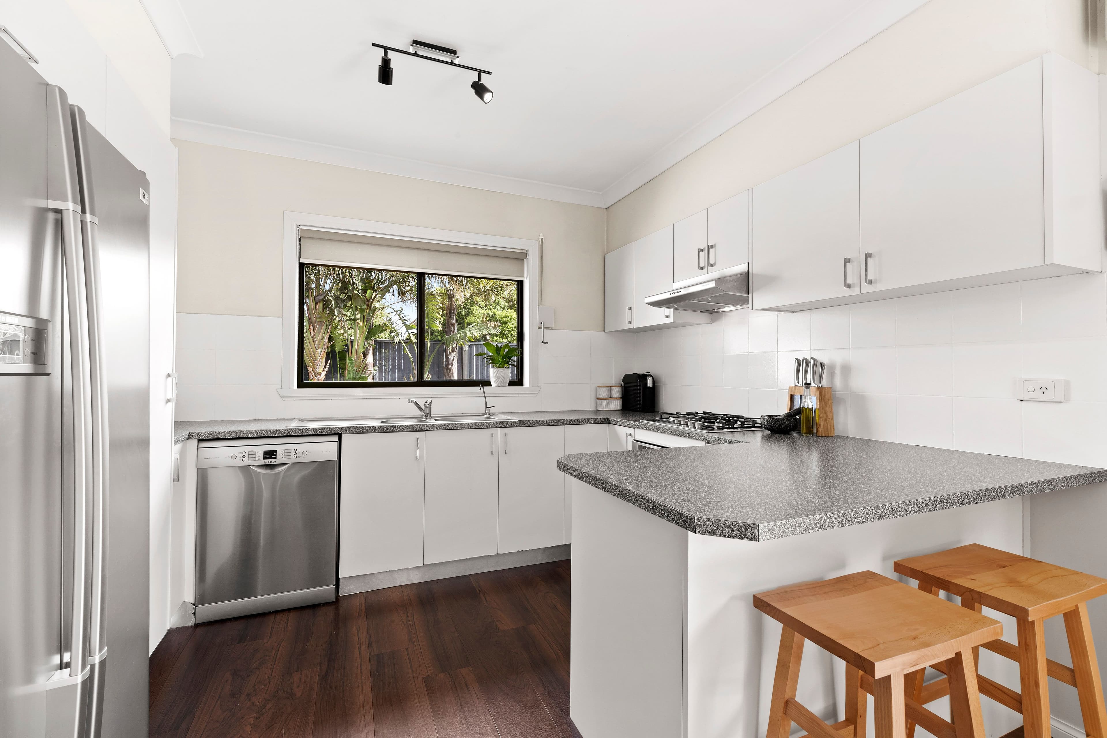 22 Romeo Court, Mill Park VIC 3082, Mill Park - Thumbnail 2
