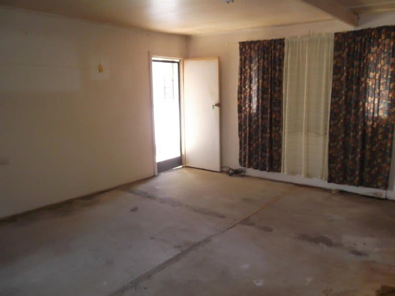 28 Templemore Street, YOUNG NSW 2594, Young - Thumbnail 8