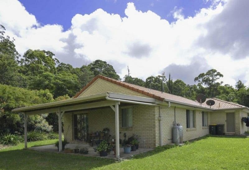 8 Bali Court, Tamborine Mountain QLD 4272, Tamborine Mountain - Thumbnail 3