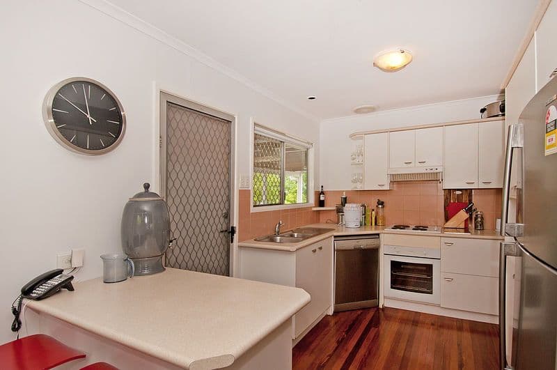 105 Mawson Street, STAFFORD HEIGHTS QLD 4053, Stafford Heights - Thumbnail 7