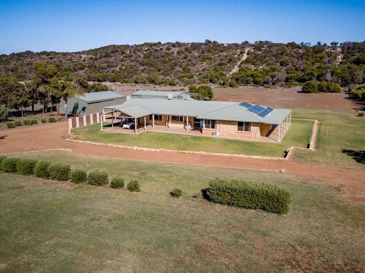 65 Brennand Road, Dongara WA 6525, Dongara - Thumbnail 2