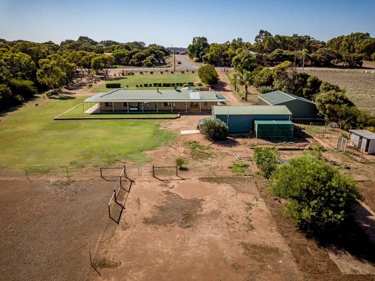 65 Brennand Road, Dongara WA 6525, Dongara - Thumbnail 5