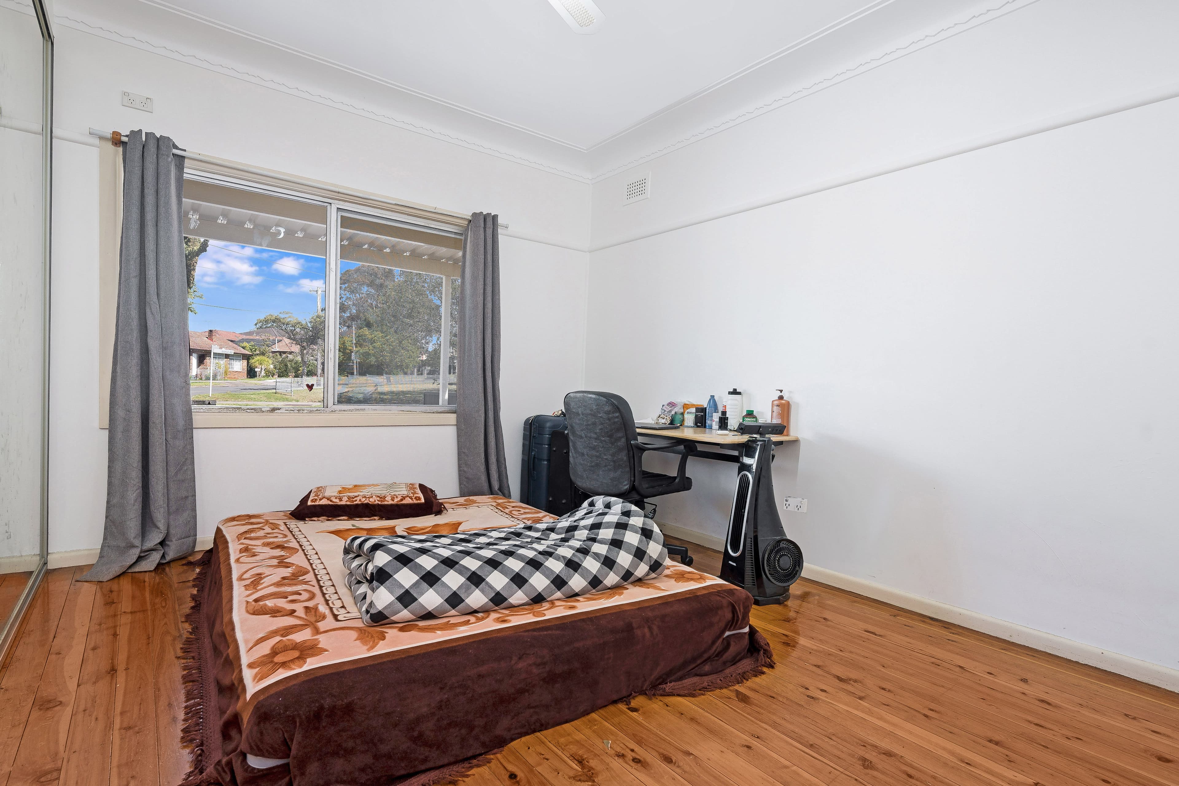 27 Doyle Road, Revesby NSW 2212, Revesby - Thumbnail 5
