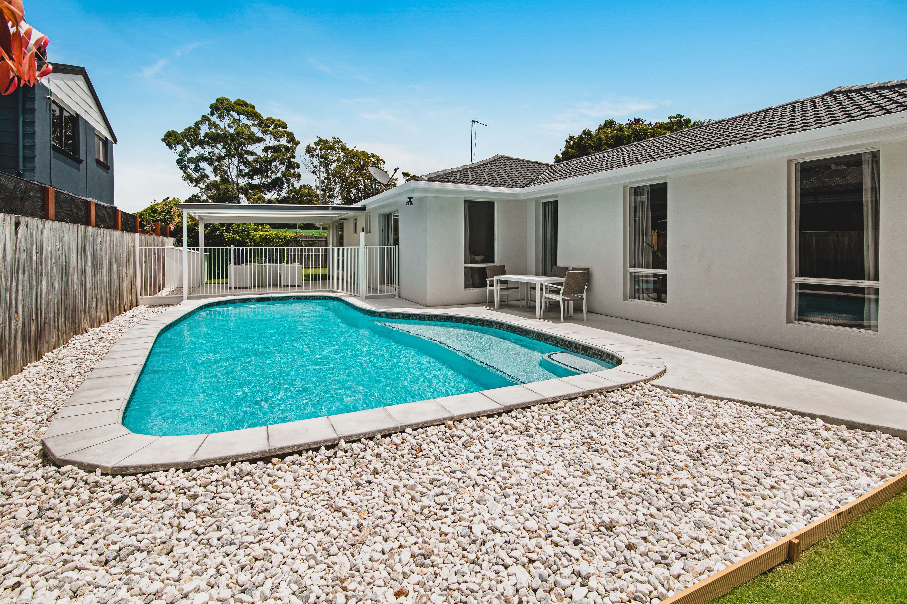 7 Tekapo Street, Broadbeach Waters QLD 4218, Broadbeach Waters - Image 1