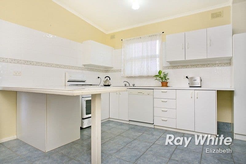 15 O'Reilly Street, PARAFIELD GARDENS SA 5107, Parafield Gardens - Thumbnail 2