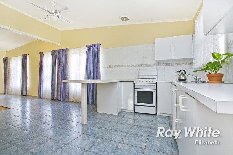 15 O'Reilly Street, PARAFIELD GARDENS SA 5107, Parafield Gardens - Thumbnail 3