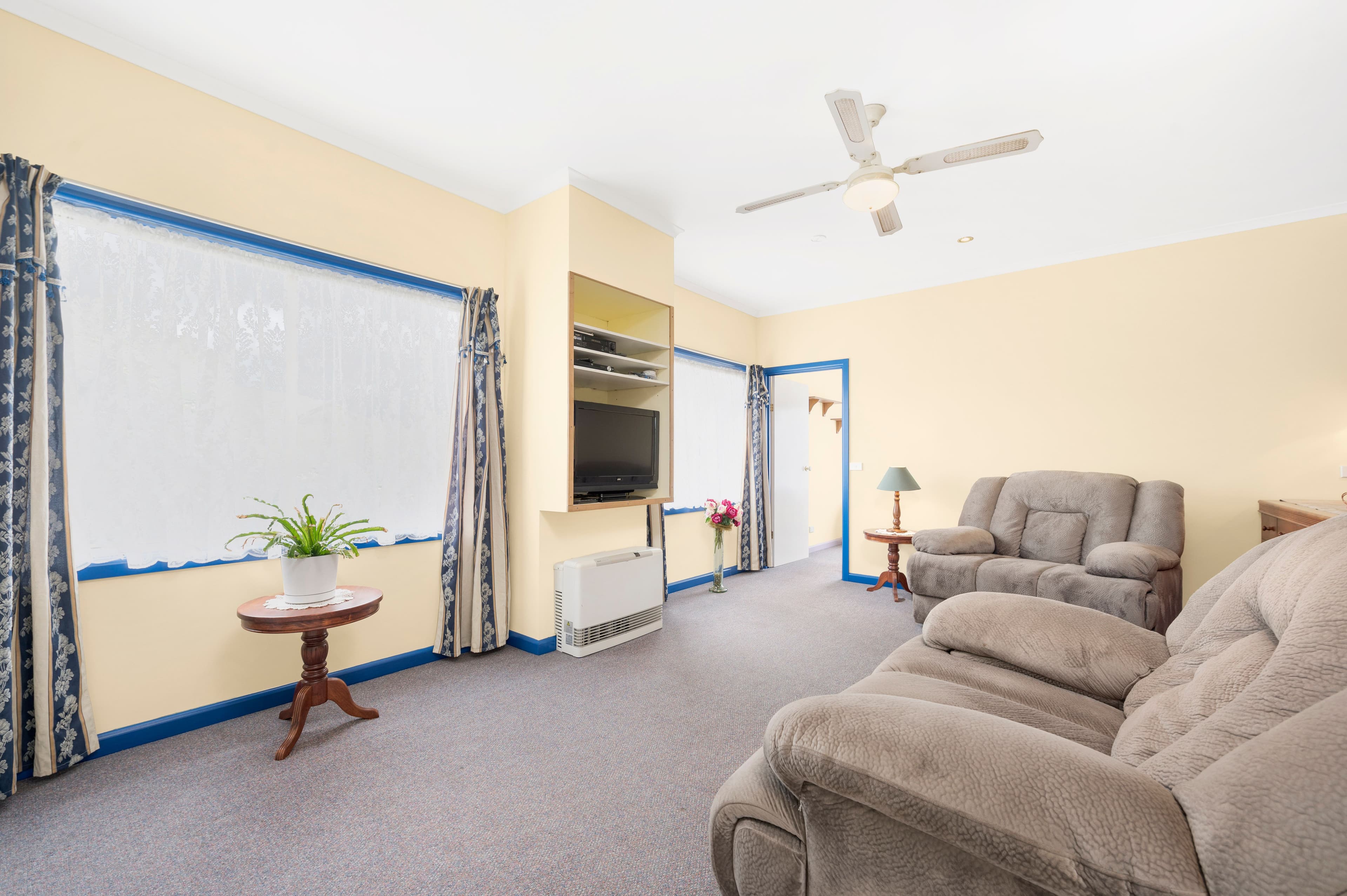 98 Edwards Street, Sebastopol VIC 3356, Sebastopol - Thumbnail 2