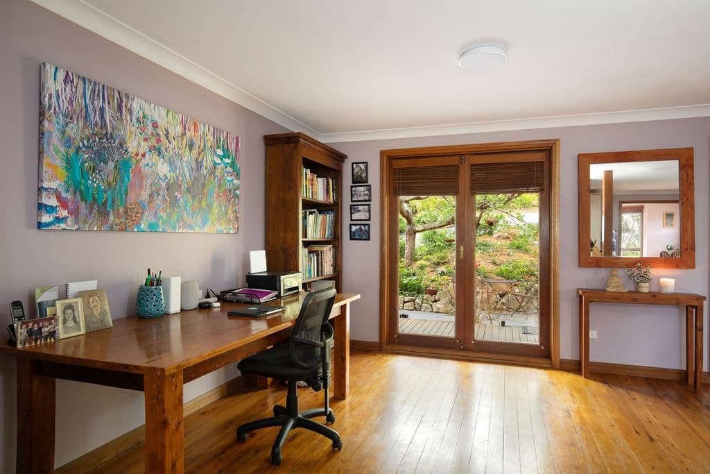 13 Yanko Avenue, Wentworth Falls - Thumbnail 3