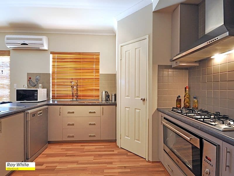 22 Cantata Avenue, BULLSBROOK WA 6084, Bullsbrook - Thumbnail 2