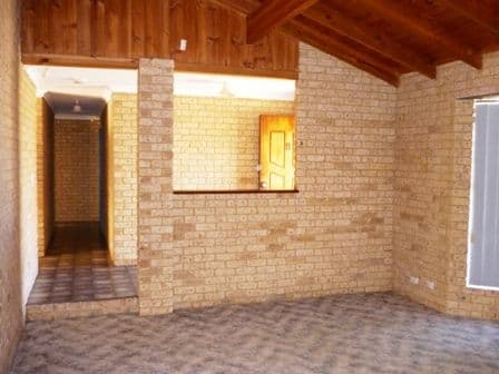 11 Lowan Court, WAGGRAKINE WA 6530, Waggrakine - Thumbnail 2