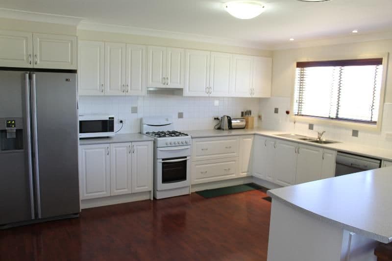 6 Redgum Place, NARROMINE NSW 2821, Narromine - Thumbnail 2