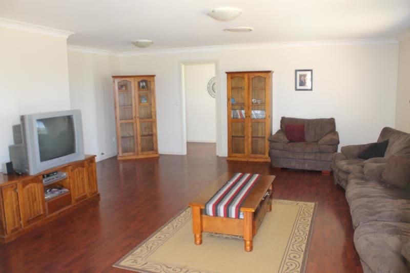 6 Redgum Place, NARROMINE NSW 2821, Narromine - Thumbnail 4
