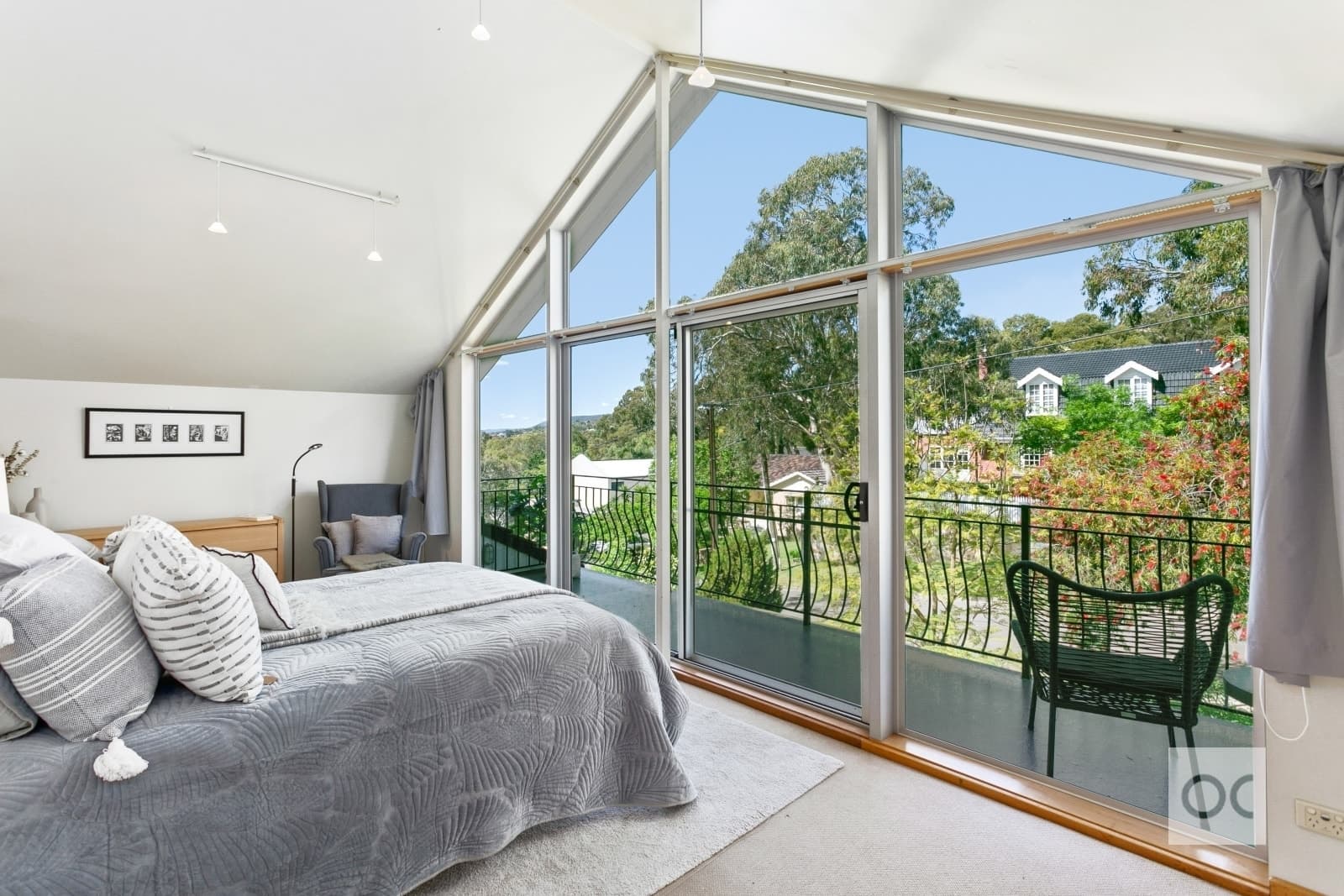11 Gothic Avenue, Stonyfell - Thumbnail 4