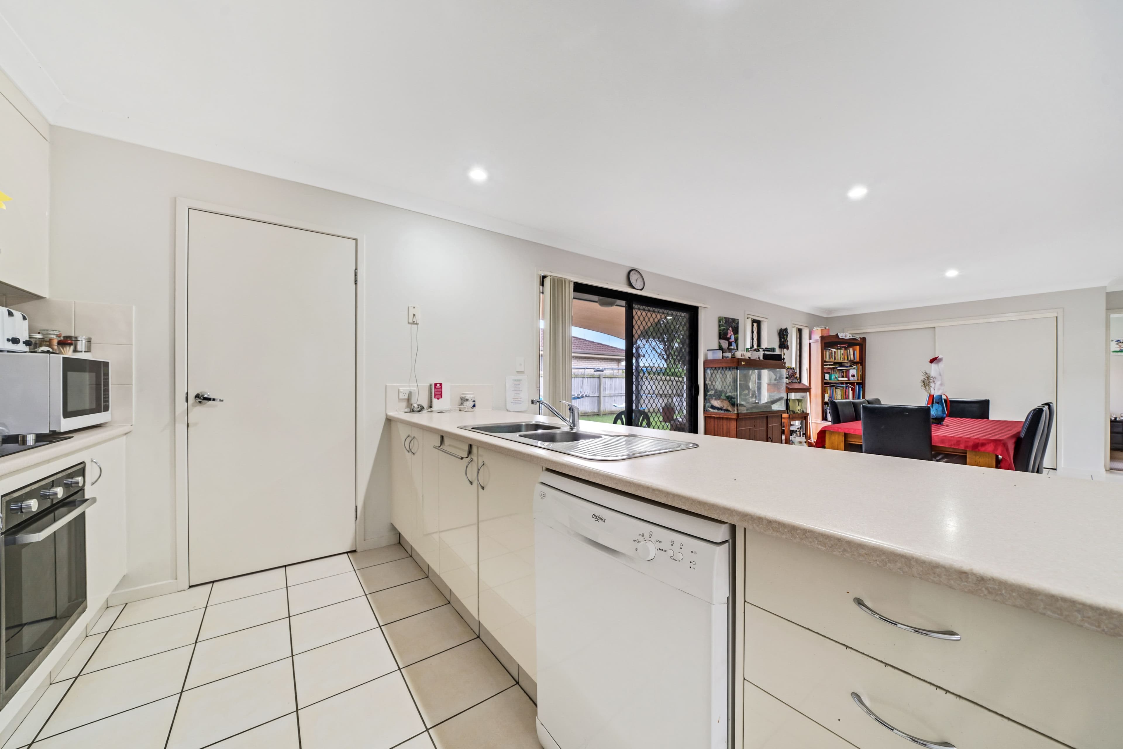 9 Alpha Avenue, Crestmead QLD 4132, Crestmead - Thumbnail 8