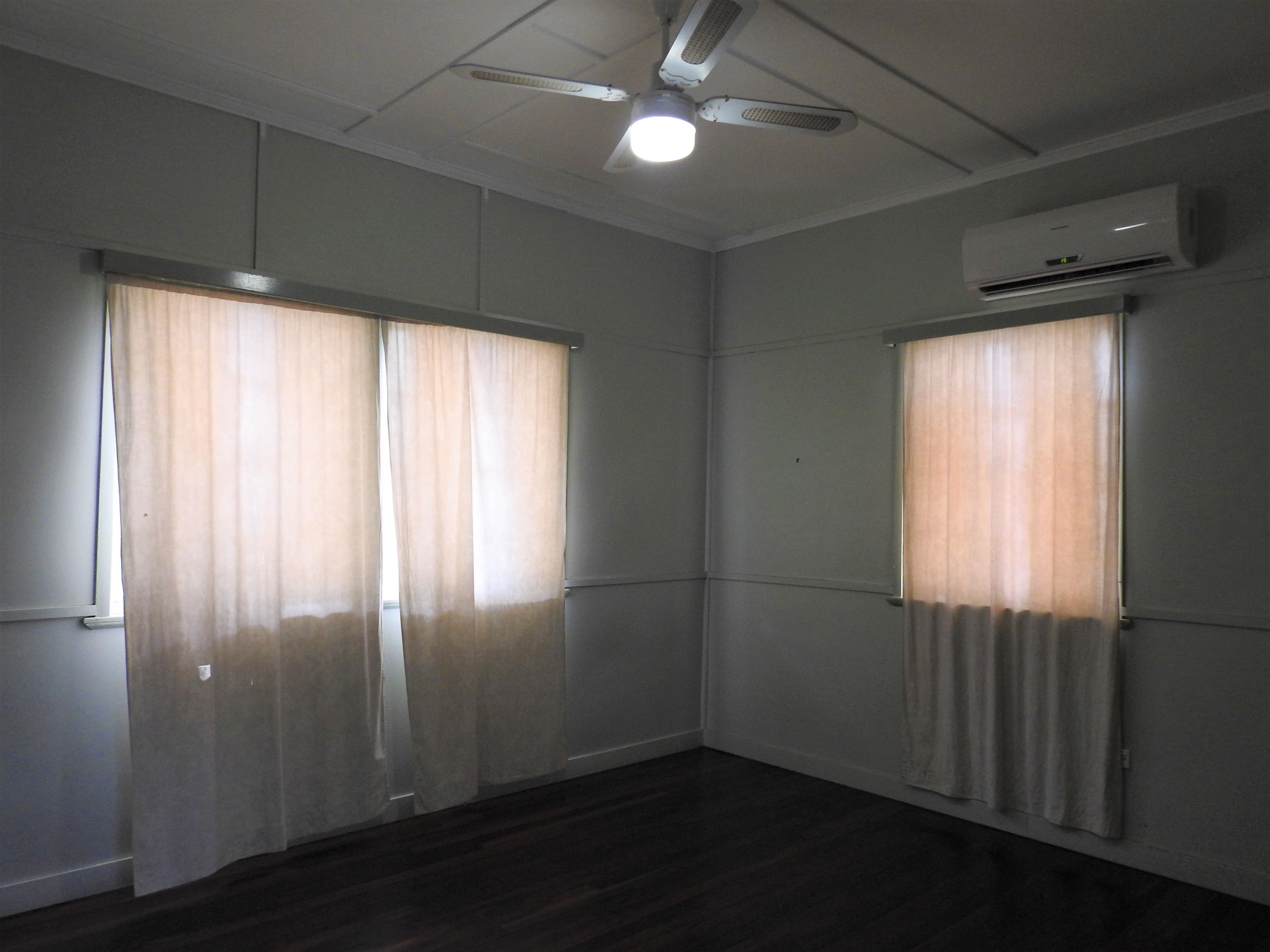 4 Rosella Street, Longreach QLD 4730, Longreach - Thumbnail 5