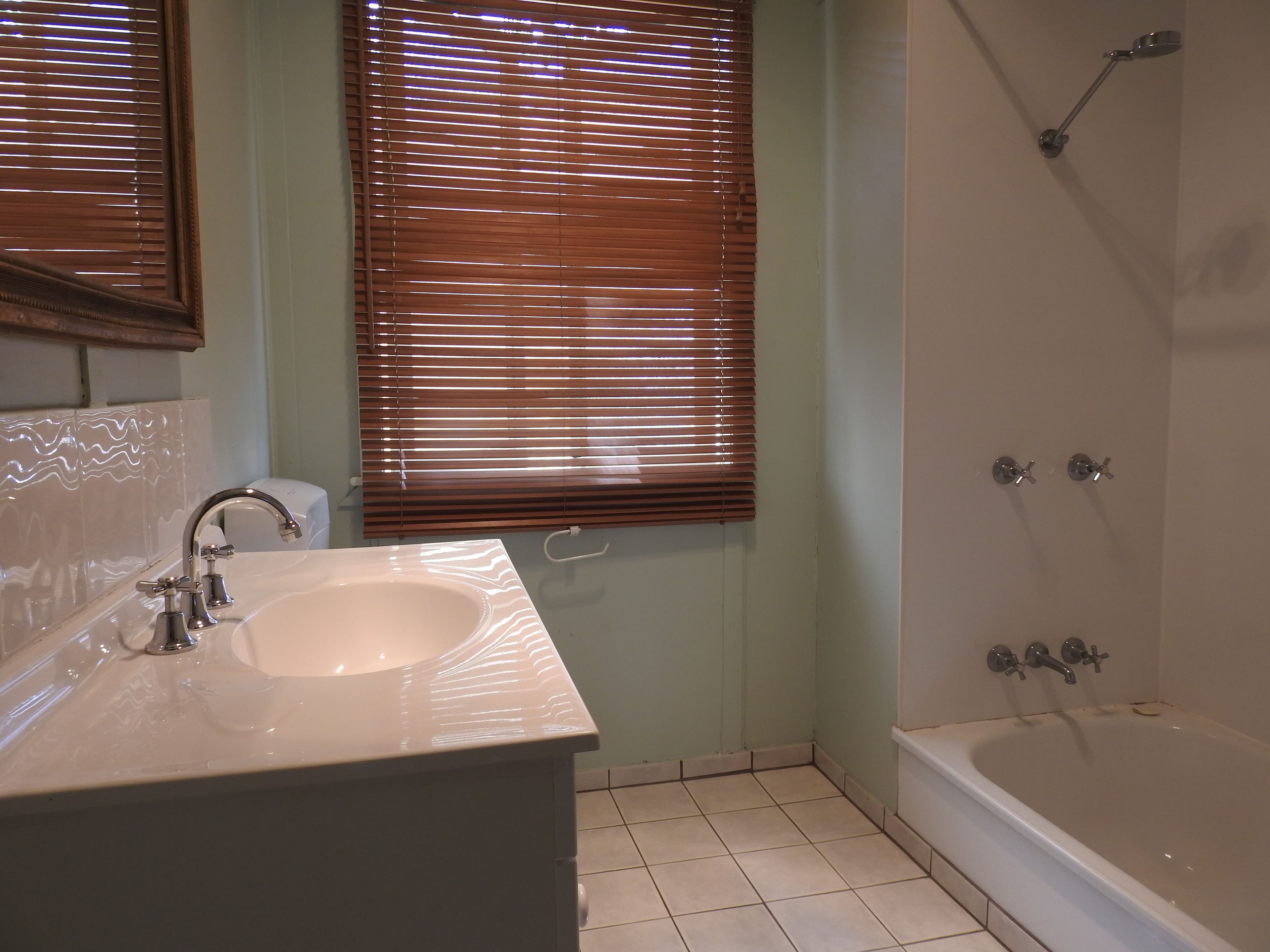 4 Rosella Street, Longreach QLD 4730, Longreach - Thumbnail 6