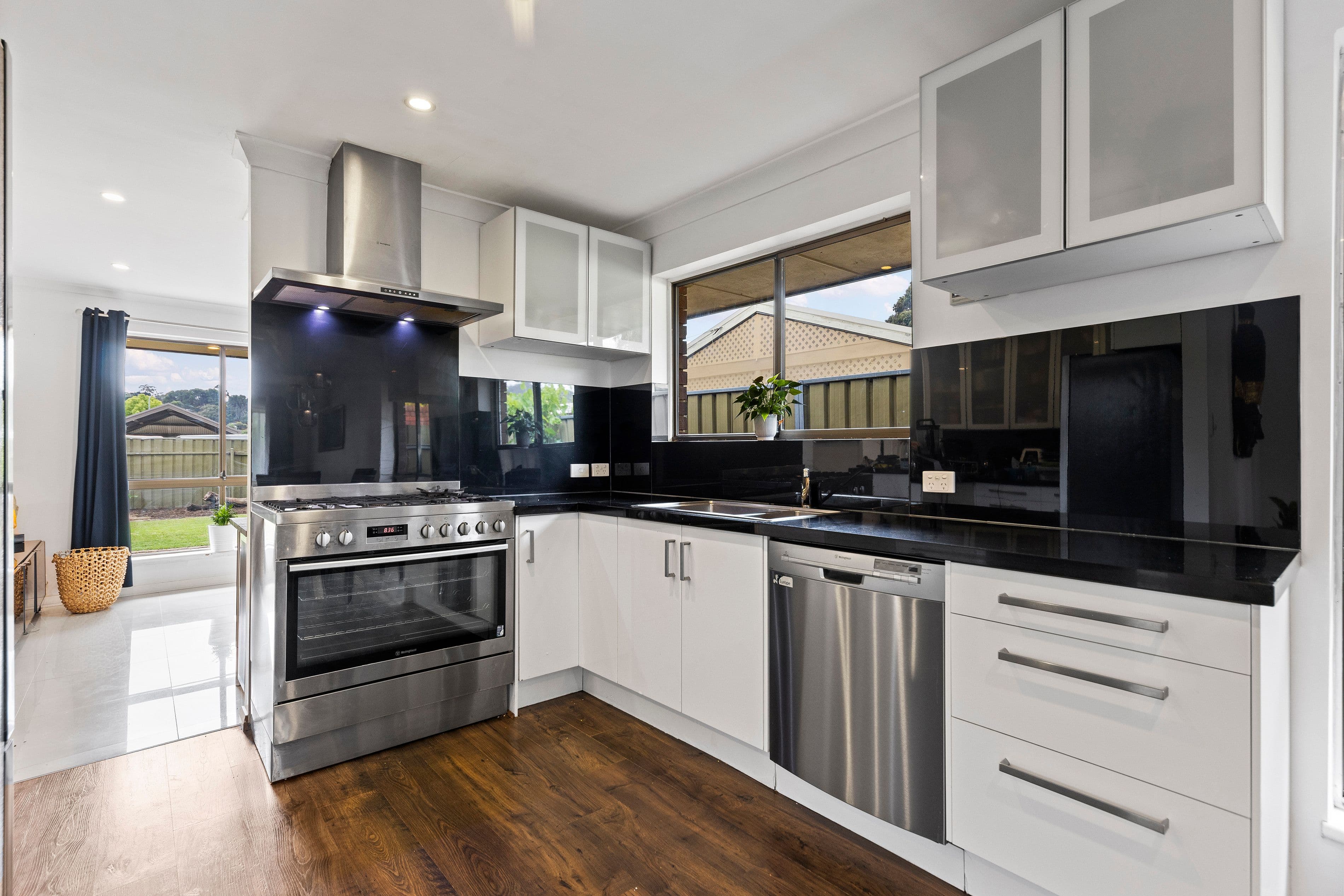9 Ellen Street, Athelstone SA 5076, Athelstone - Thumbnail 3