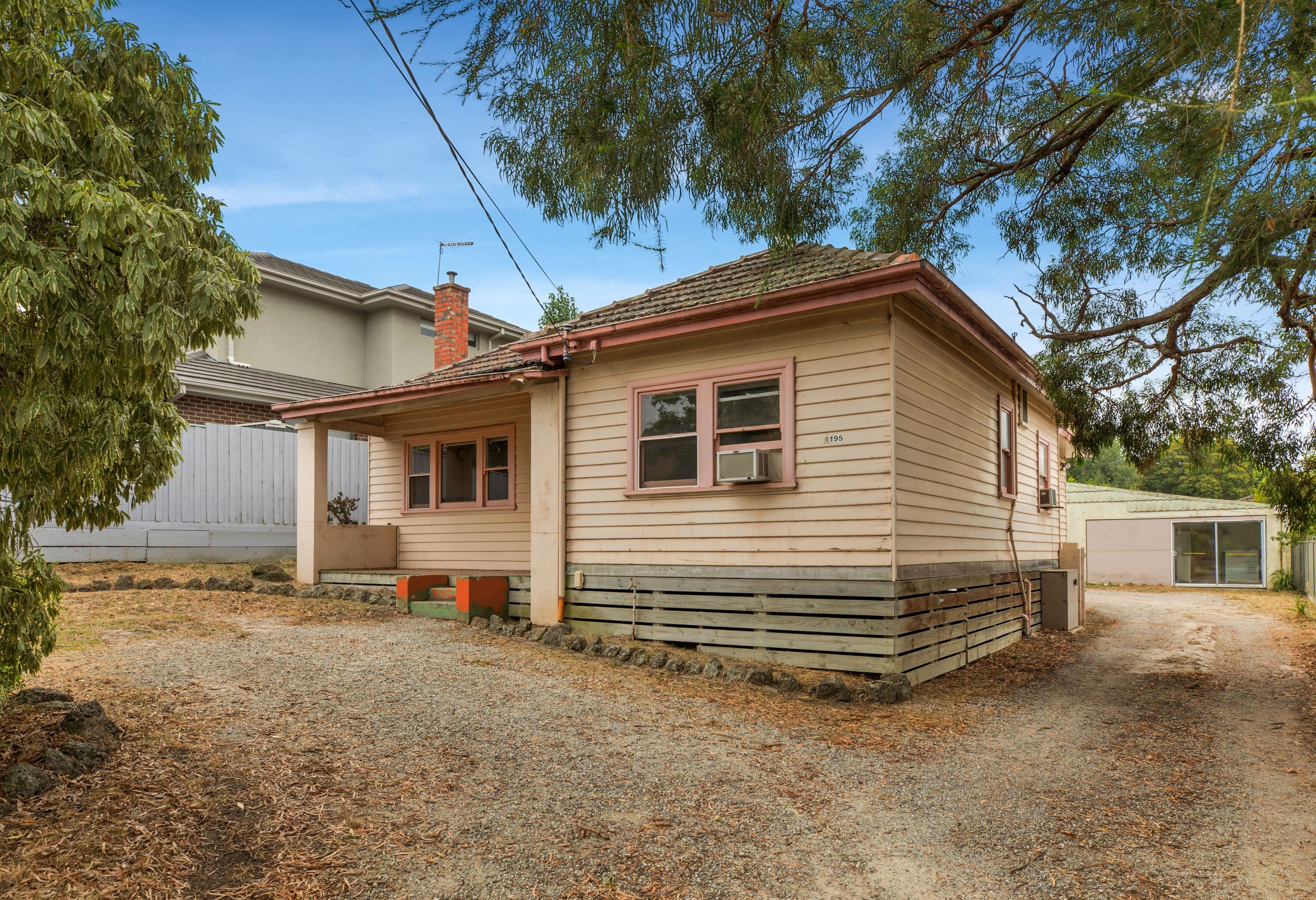 1195 Riversdale Road, Box Hill South VIC 3128, Box Hill South - Thumbnail 2