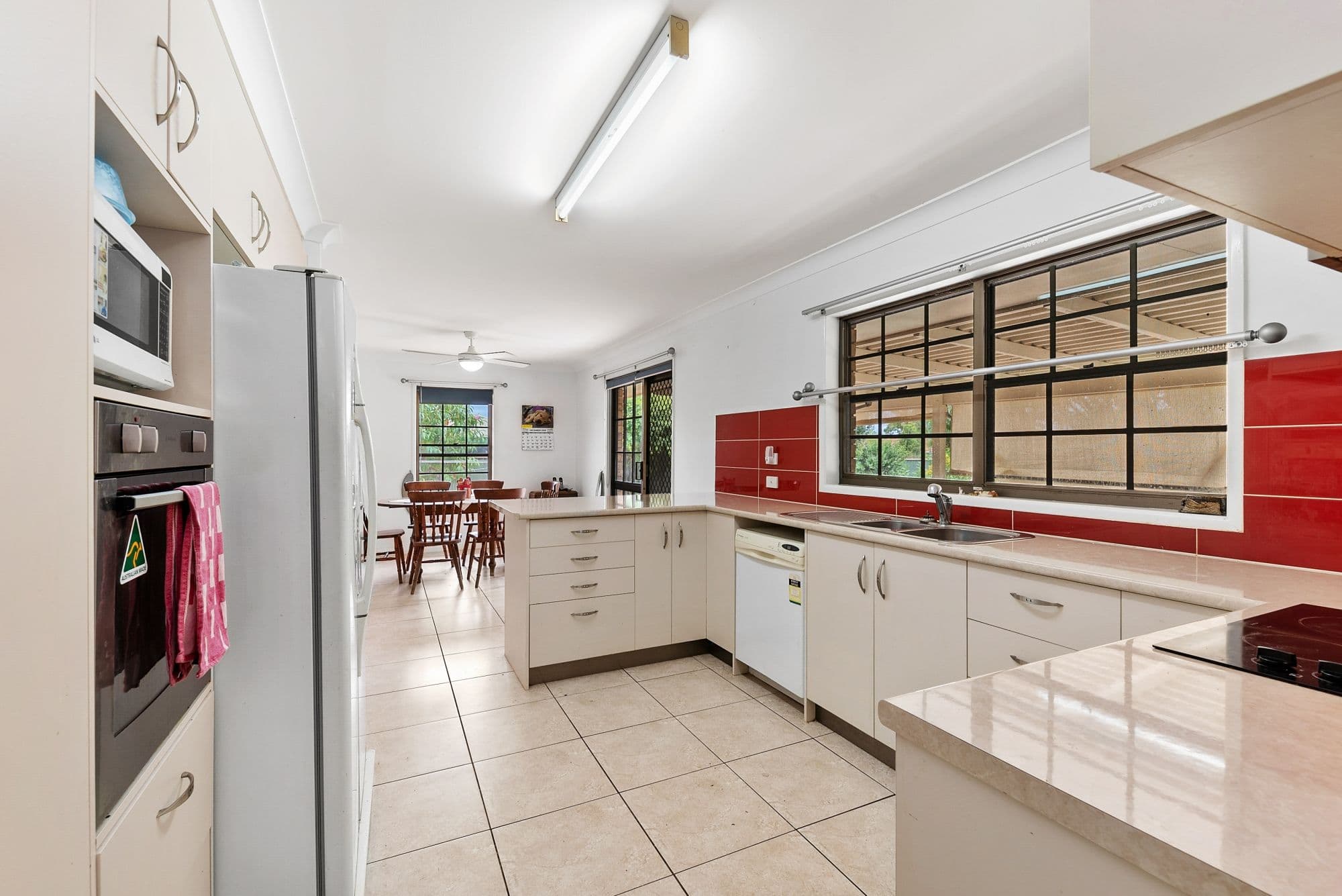 10 Elm Drive, Murrumba Downs QLD 4503, Murrumba Downs - Thumbnail 4