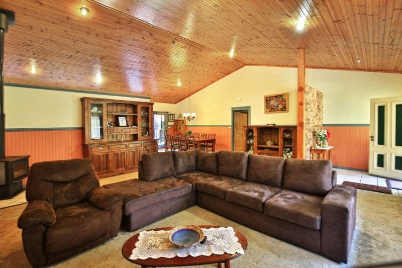 15 Lowana Close, Tapitallee NSW 2540, Tapitallee - Thumbnail 4