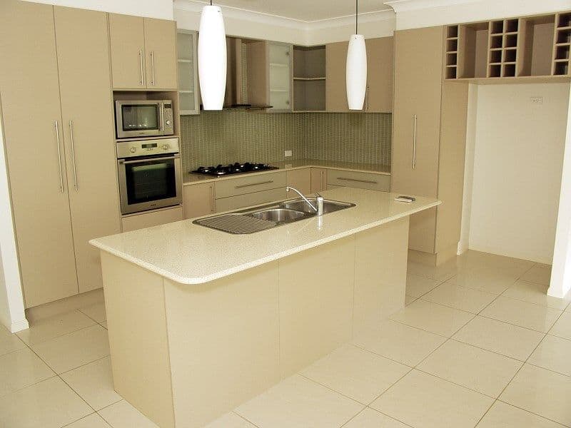 11 Rutherglen Crescent, CALAMVALE QLD 4116, Calamvale - Thumbnail 2