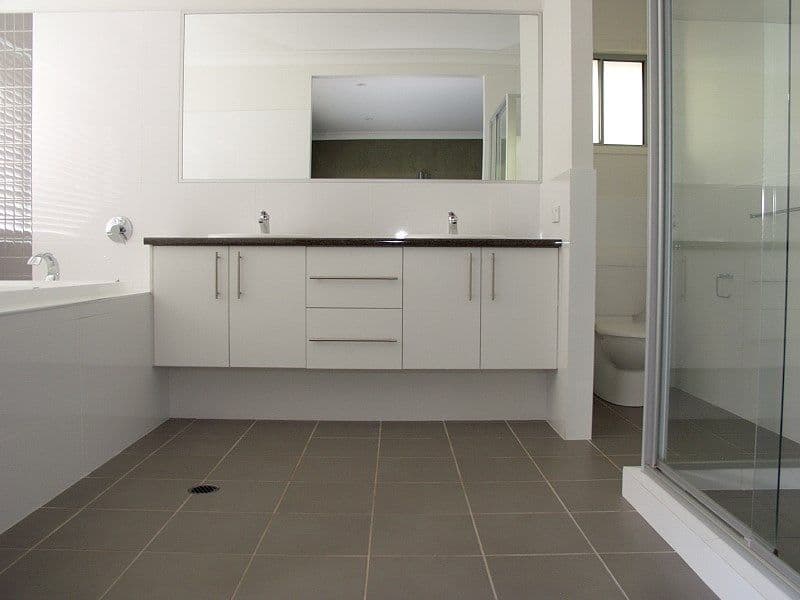 11 Rutherglen Crescent, CALAMVALE QLD 4116, Calamvale - Thumbnail 3