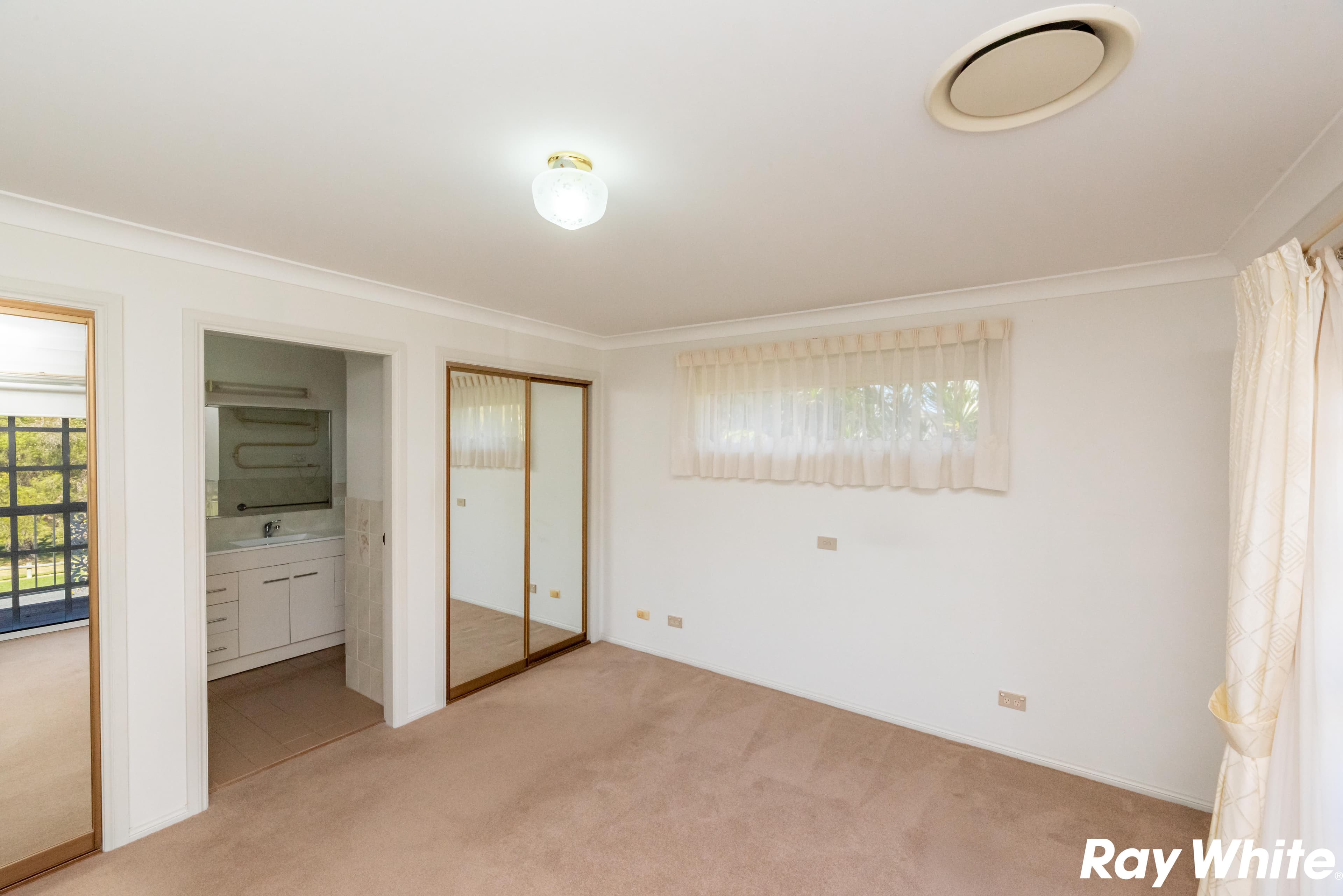 56 Pipers Bay Drive, Forster - Thumbnail 5